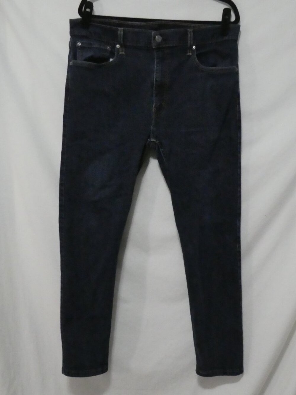 LEVI'S 502 Regular Taper Dark Wash Jeans Men’s - Size W 38 x L 32